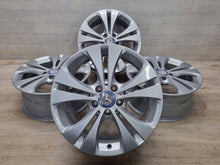 Laden Sie das Bild in den Galerie-Viewer, 4x Alufelge 17 Zoll 7.5" 5x112 52 5ET A2464010800 Mercedes-Benz W246 W242 FEL8536137485ev