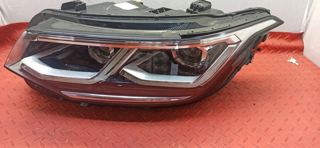 Frontscheinwerfer VW Tiguan 5NN941081D Full LED Ein Stück (Rechts oder Links)