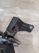 Laden Sie das Bild in den Galerie-Viewer, Frontscheinwerfer Mitsubishi L200 8301D382 LED Rechts Scheinwerfer Headlight