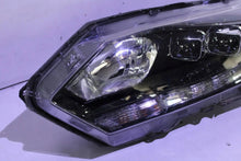 Laden Sie das Bild in den Galerie-Viewer, Frontscheinwerfer Honda Hrv Hr-V Links Scheinwerfer Headlight