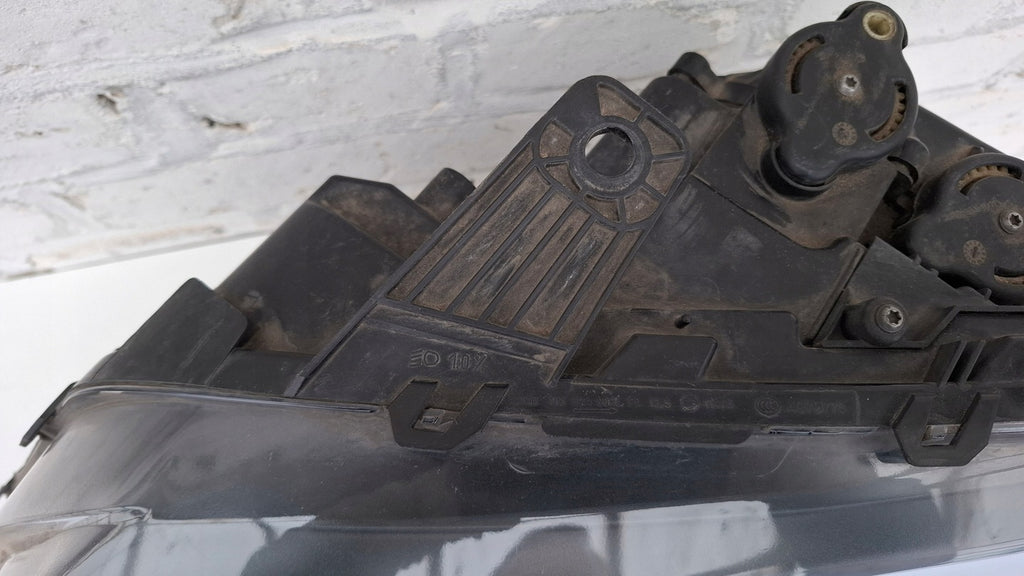 Frontscheinwerfer VW Amarok 2H3941031 Links Scheinwerfer Headlight SCH8492275896ky
