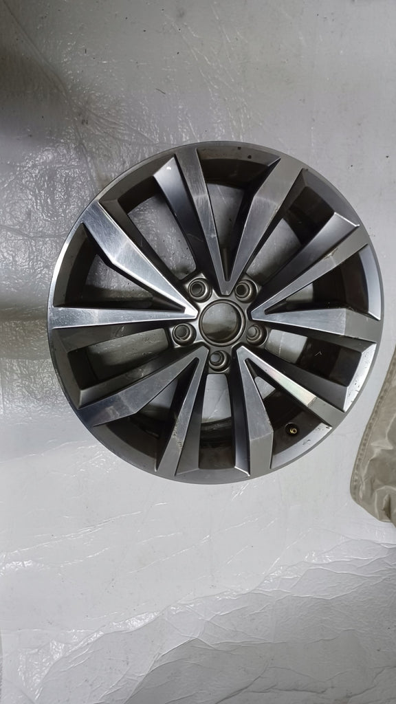 1x Alufelge 17 Zoll 7.0" 5x112 2GA601025N VW T-Roc I Rim Wheel FEL9061451767jx