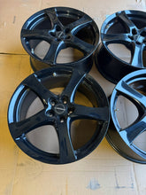 Laden Sie das Bild in den Galerie-Viewer, 4x Alufelge 18 Zoll 8.0" 5x112 50ET Glanz Schwarz Rim Wheel FEL5487487154hw