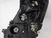 Laden Sie das Bild in den Galerie-Viewer, Frontscheinwerfer Iveco Daily III IV 69500010 Rechts Scheinwerfer Headlight SCH9206810540ae