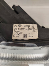 Load image into Gallery viewer, Frontscheinwerfer Mercedes-Benz Vito 4479064700 LED Rechts Headlight