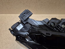 Laden Sie das Bild in den Galerie-Viewer, Frontscheinwerfer Mercedes-Benz Cla A1749064202 LED Rechts Headlight SCH5312016953vc