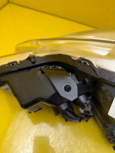 Load image into Gallery viewer, Frontscheinwerfer Peugeot 4007 Xenon Rechts Scheinwerfer Headlight SCH9556550223up