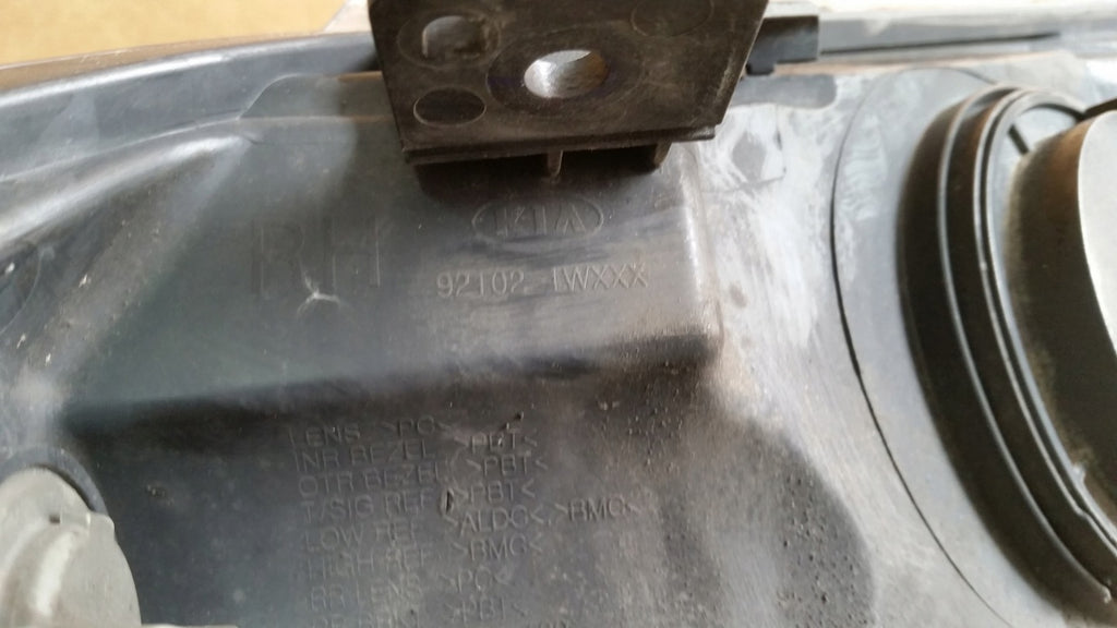 Frontscheinwerfer Kia Rio III 92102-1WXXX Rechts Scheinwerfer Headlight