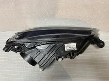 Load image into Gallery viewer, Frontscheinwerfer Skoda Superb III 3V1941015A Xenon Links Scheinwerfer Headlight SCH6818285289el