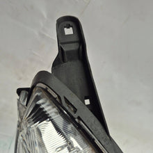 Load image into Gallery viewer, Frontscheinwerfer Mitsubishi Space Star 8301D446 Rechts Scheinwerfer Headlight SCH3503577029ls