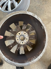 Laden Sie das Bild in den Galerie-Viewer, 4x Alufelge 17 Zoll 7.0" 5x112 34ET 80A601025J Audi Rim Wheel FEL8753225882em