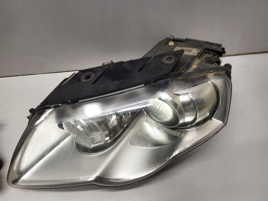 Frontscheinwerfer VW Passat 3C0941751G 3C0941752G Ein Satz Headlight SCH5514750900wg