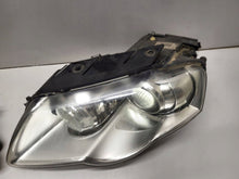 Laden Sie das Bild in den Galerie-Viewer, Frontscheinwerfer VW Passat 3C0941751G 3C0941752G Ein Satz Headlight SCH5514750900wg