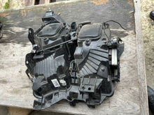 Laden Sie das Bild in den Galerie-Viewer, Frontscheinwerfer Ford FL34-13005-BV Full LED Ein Stück (Rechts oder Links) SCH3397585216wt