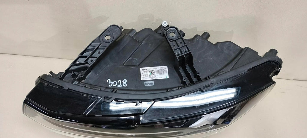 Frontscheinwerfer Dacia Duster 260603515R LED Links Scheinwerfer Headlight SCH8443025852wo