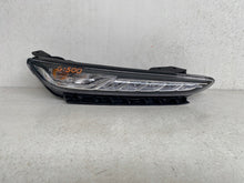 Load image into Gallery viewer, Frontscheinwerfer Hyundai Kona 92208J9000 Rechts Scheinwerfer Headlight SCH2896283764fv