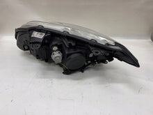 Laden Sie das Bild in den Galerie-Viewer, Frontscheinwerfer Renault Laguna III 260100035R Xenon Rechts Headlight SCH2579821711sp