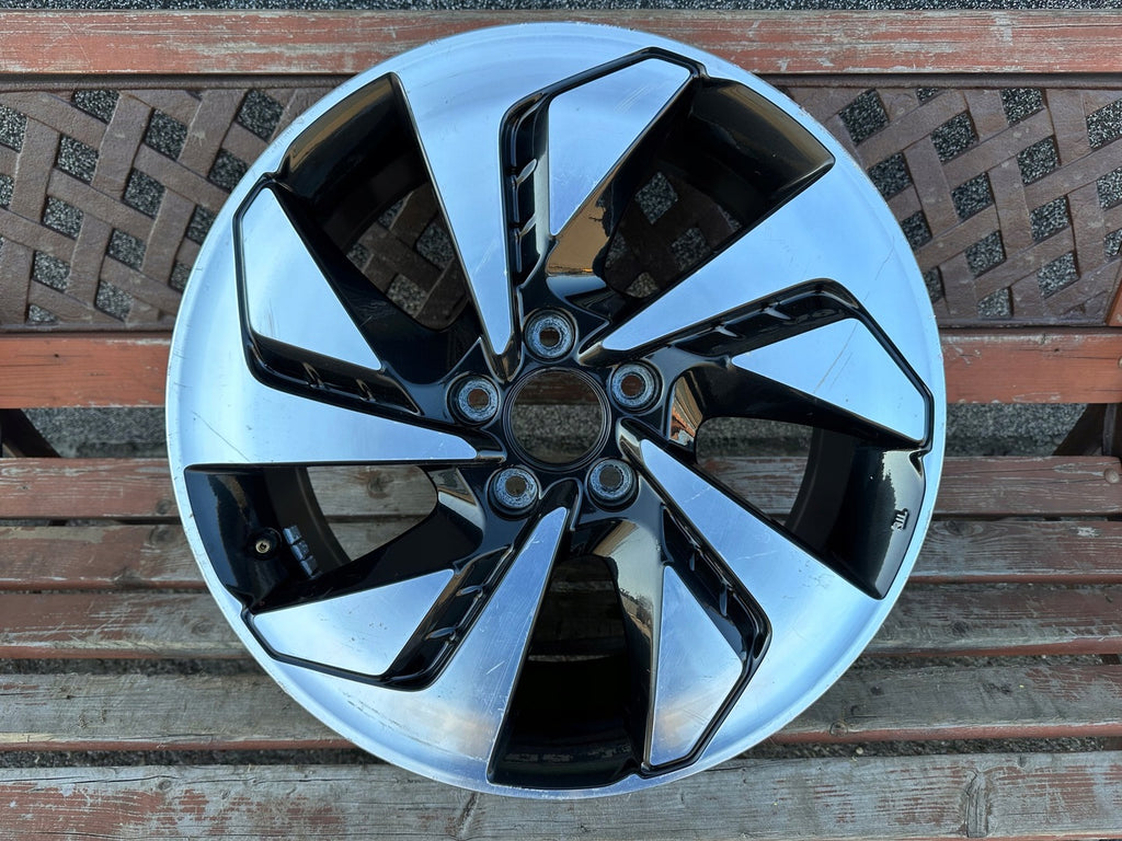 1x Alufelge 18 Zoll 7.0" 5x114.3 45ET T1W18070A Honda Cr-V Rim Wheel