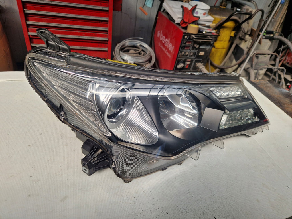 Frontscheinwerfer Toyota IV W0836 Xenon Rechts Scheinwerfer Headlight SCH3810321877jd