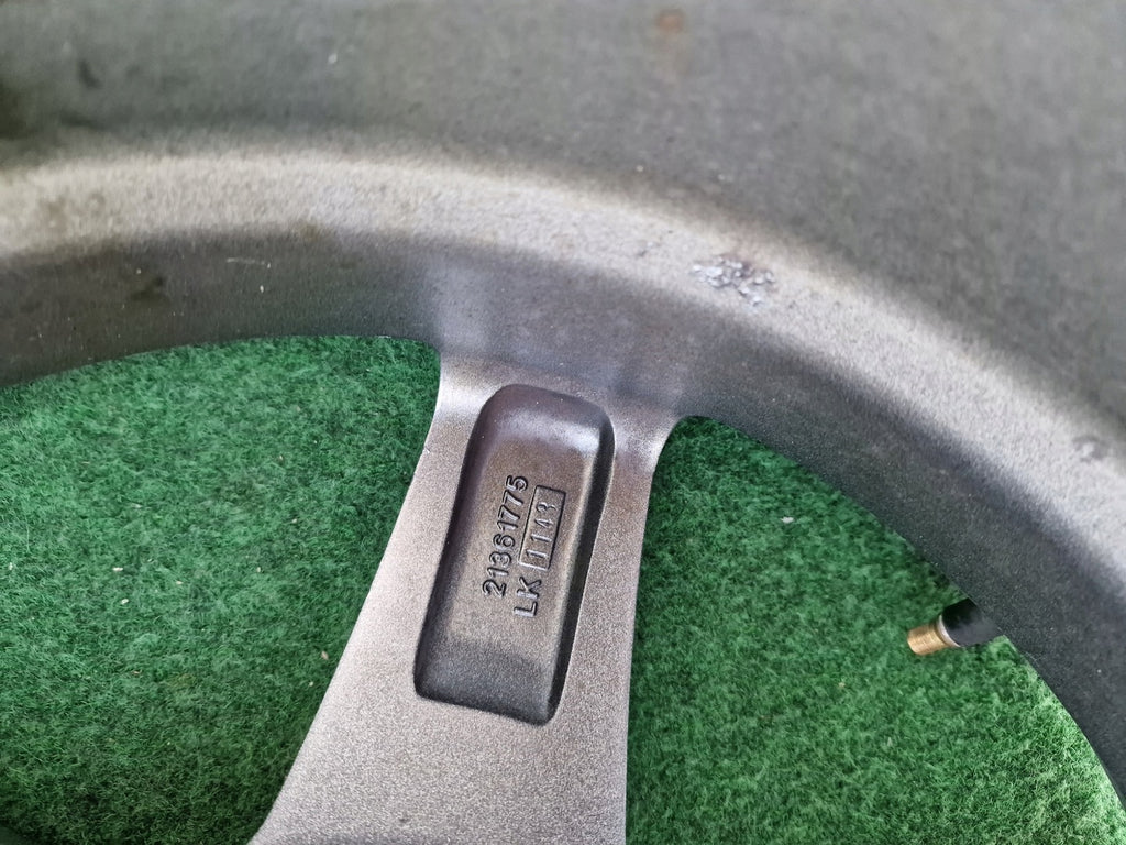 1x Alufelge 17 Zoll 7.5" 5x114.3 48ET KBA51059 Honda Accord Rim Wheel