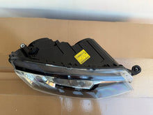 Laden Sie das Bild in den Galerie-Viewer, Frontscheinwerfer Skoda Octavia III 5E1941016 Rechts Scheinwerfer Headlight SCH4169906095jc