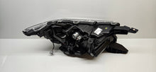 Laden Sie das Bild in den Galerie-Viewer, Frontscheinwerfer Toyota Land Cruiser LED Links Scheinwerfer Headlight SCH3906443086tk