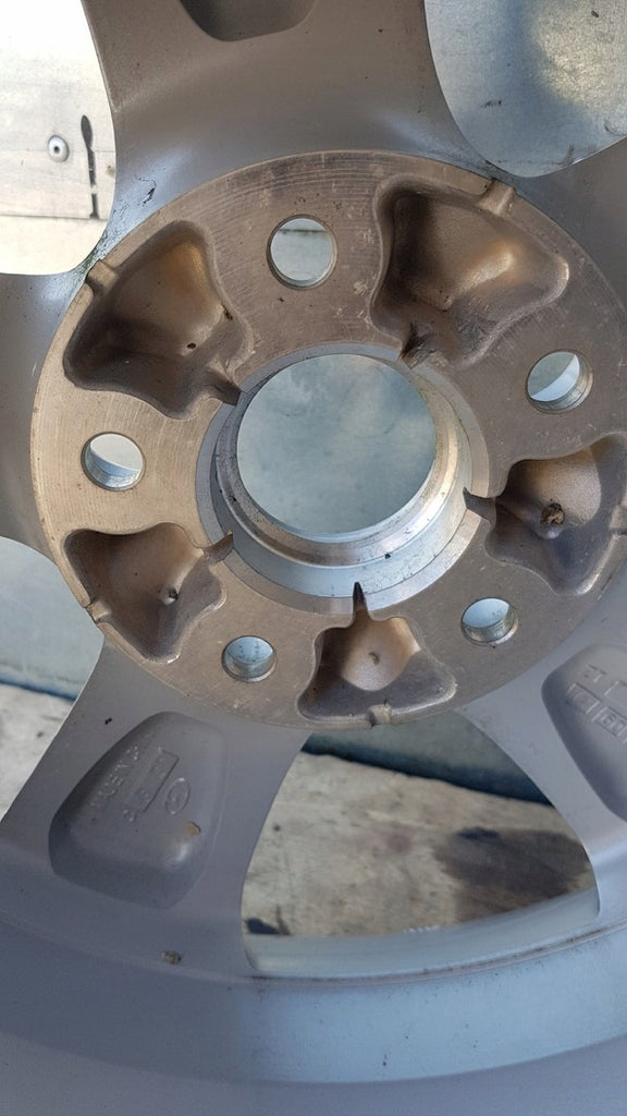 1x Alufelge 16 Zoll 6.5" 5x114.3 529103Y210 Hyundai I30 Rim Wheel