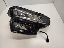 Laden Sie das Bild in den Galerie-Viewer, Frontscheinwerfer Skoda Karoq 57B941009 57B941010 LED Ein Satz Headlight SCH3628857020sd