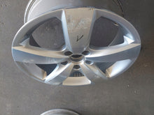 Load image into Gallery viewer, 1x Alufelge 17 Zoll 6.5" 5x112 33ET Glanz Silber 5N0601025AG VW Tiguan Rim Wheel FEL9501962846jj