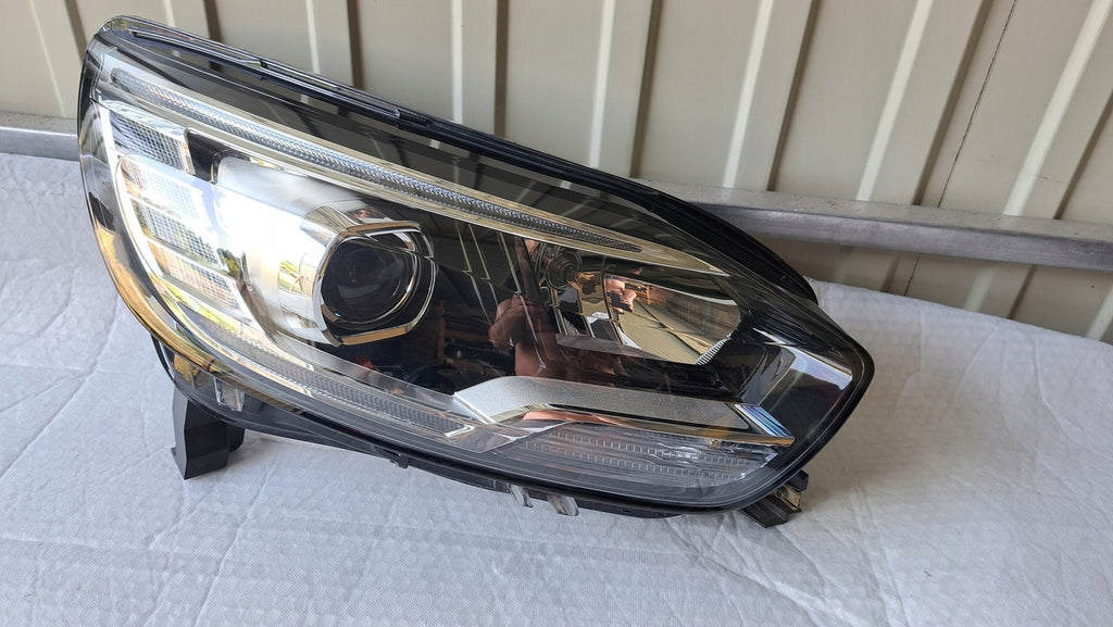 Frontscheinwerfer Renault Grand Scenic 260100943 LED Rechts Headlight