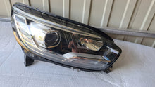 Load image into Gallery viewer, Frontscheinwerfer Renault Grand Scenic 260100943 LED Rechts Headlight