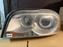 Laden Sie das Bild in den Galerie-Viewer, Frontscheinwerfer Volvo Xc90 89901784 Xenon Links Scheinwerfer Headlight SCH6318142998pr