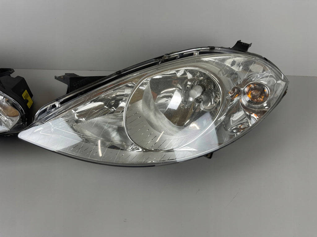 Frontscheinwerfer Mercedes-Benz A1698290161 A1698200261 Ein Satz Headlight SCH5216813412yp