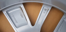 Load image into Gallery viewer, 1x Alufelge 20 Zoll 7.0" 5x114.3 33ET 403004884R Renault Scenic Rim Wheel FEL3911704540zq
