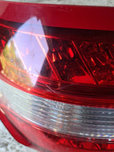 Laden Sie das Bild in den Galerie-Viewer, Rückleuchte Mercedes-Benz A2129066601 Links Rearlight