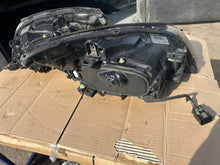 Laden Sie das Bild in den Galerie-Viewer, Frontscheinwerfer Volvo V60 31299994 31299995 Ein Satz Scheinwerfer Headlight SCH9115122338lp