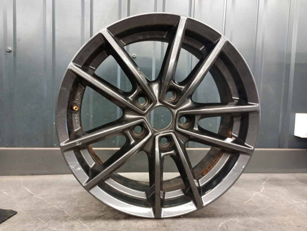 1x Alufelge 16 Zoll 6.5" 5x112 576656 VW Rim Wheel FEL7044389555yr