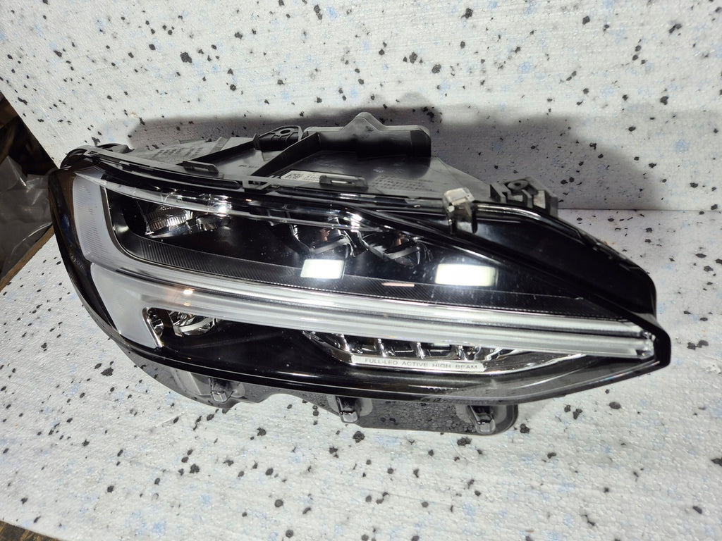 Frontscheinwerfer Volvo S90 II V90 31655139 Full LED Rechts Headlight SCH8755537021jh