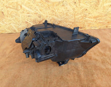 Laden Sie das Bild in den Galerie-Viewer, Frontscheinwerfer BMW 3 E91 E90 7202583 7202584 Xenon Rechts oder Links