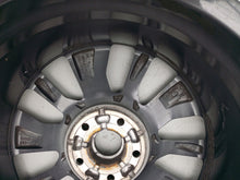 Laden Sie das Bild in den Galerie-Viewer, 1x Alufelge 17 Zoll 7.0&quot; 5x114.3 46ET 9806454377 Toyota Proace Verso Rim Wheel