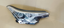 Laden Sie das Bild in den Galerie-Viewer, Frontscheinwerfer Toyota C-Hr Chr 81130-F4031 Rechts Scheinwerfer Headlight SCH3525600711cl