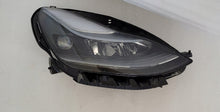 Laden Sie das Bild in den Galerie-Viewer, Frontscheinwerfer Tesla Model 3 1514953-00-C Rechts Scheinwerfer Headlight