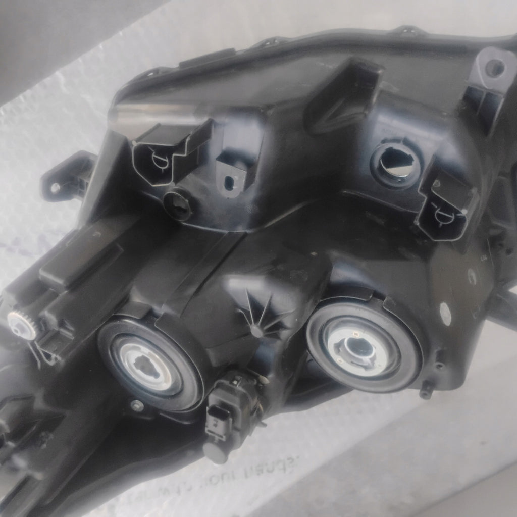 Frontscheinwerfer Toyota Aygo X Rechts Scheinwerfer Headlight SCH9533921850el