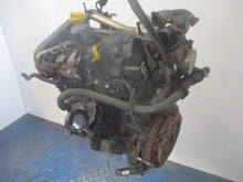 Laden Sie das Bild in den Galerie-Viewer, Motor Renault Clio III K9K768 1.5 DCI 68PS 50kW 2007 Diesel Engine Unkomplett