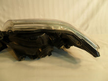 Laden Sie das Bild in den Galerie-Viewer, Frontscheinwerfer Toyota Hilux Rechts Scheinwerfer Headlight SCH2482994734vw
