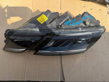 Laden Sie das Bild in den Galerie-Viewer, Frontscheinwerfer Skoda Octavia I 030110423106 LE15A63695E1941015F Links SCH1806087148bp