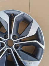 Laden Sie das Bild in den Galerie-Viewer, 1x Alufelge 18 Zoll 7.5&quot; 5x114.3 46ET Glanz Graphit 403006336R Mg Gt Megane Iv