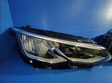 Load image into Gallery viewer, Frontscheinwerfer VW Golf VIII 5H1941005 5H1941006 LED Rechts oder Links SCH3030967427to