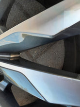 Load image into Gallery viewer, 1x Alufelge 18 Zoll 8.0" 5x112 40ET Glanz Grau 8W0601025FJ Audi Rim Wheel FEL5750638832bo
