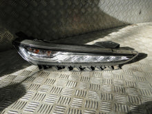 Laden Sie das Bild in den Galerie-Viewer, Frontscheinwerfer Hyundai Kona 92208-J9000 LED Rechts Scheinwerfer Headlight SCH5696198682sf